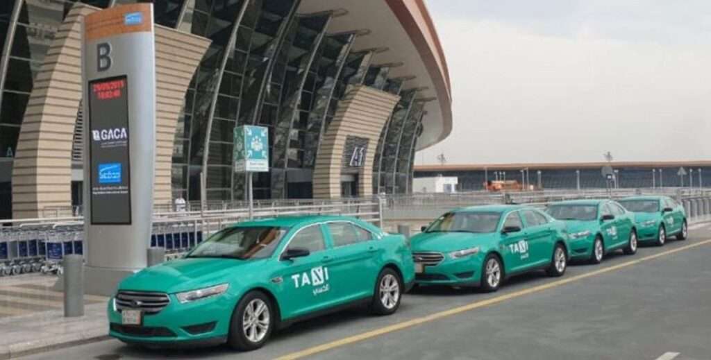 lqtUKV Saudi Green taxis airport x