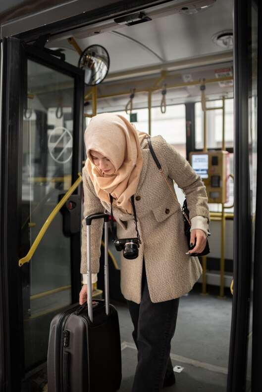Haramain Transport providing convenient and reliable travel services between Makkah and Madinah for pilgrims and travelers.